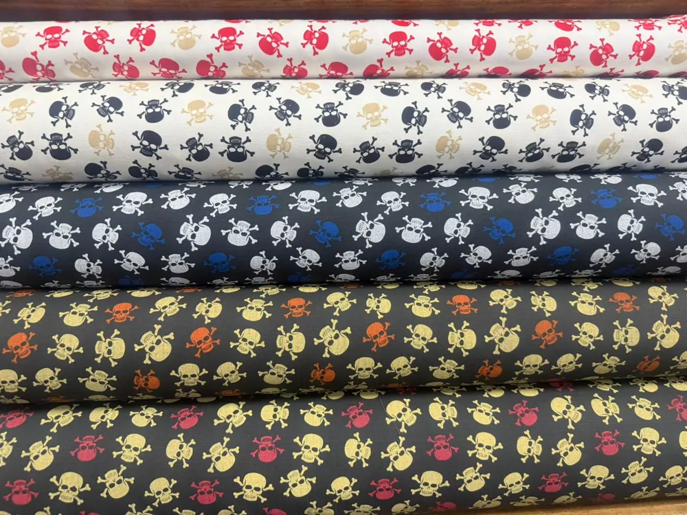 tela estampado calaveras