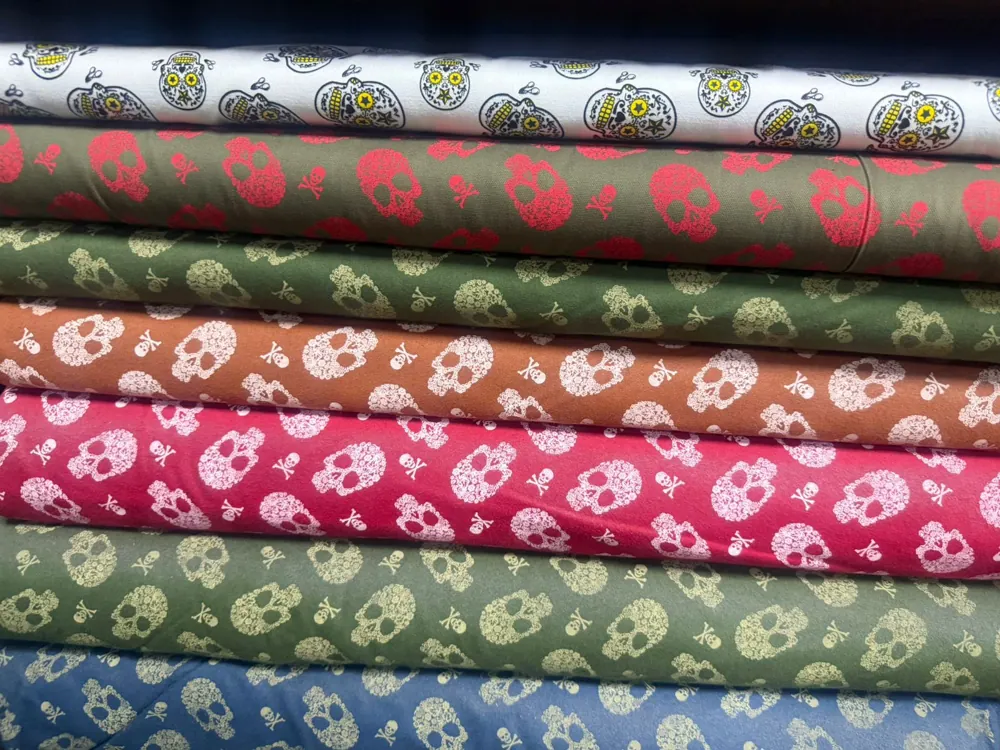 tela estampado esqueleto